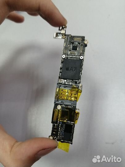 Материнская плата iPhone 5S на A7