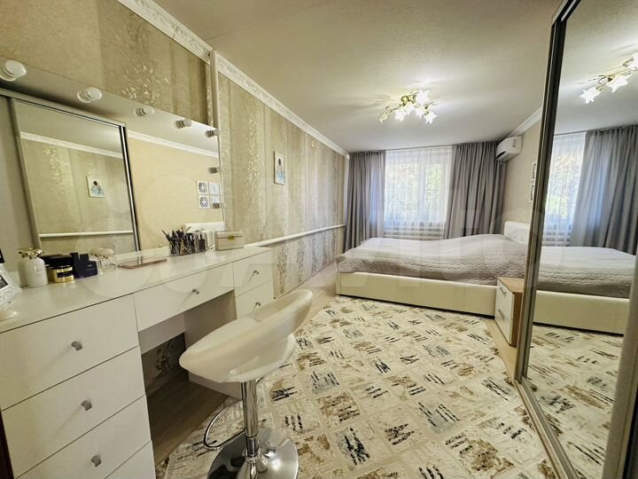 4-к. квартира, 105 м², 1/2 эт.