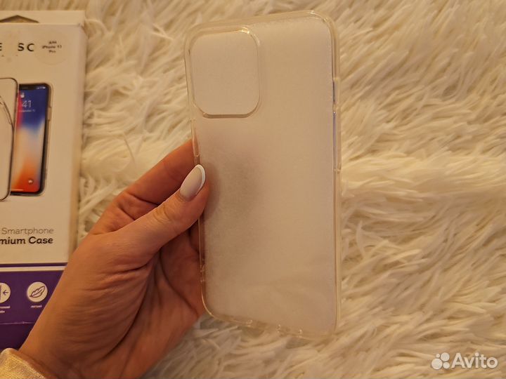 Чехол на iPhone 13 pro новый