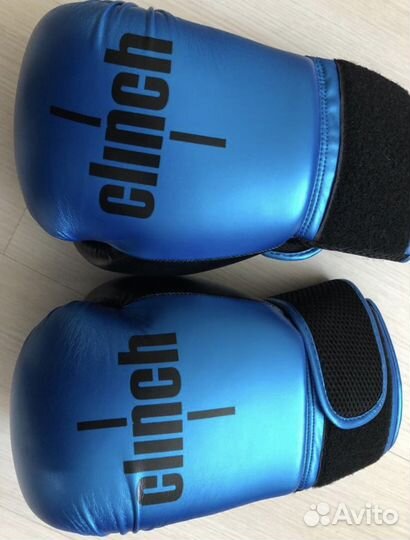 Боксерские перчатки clinch