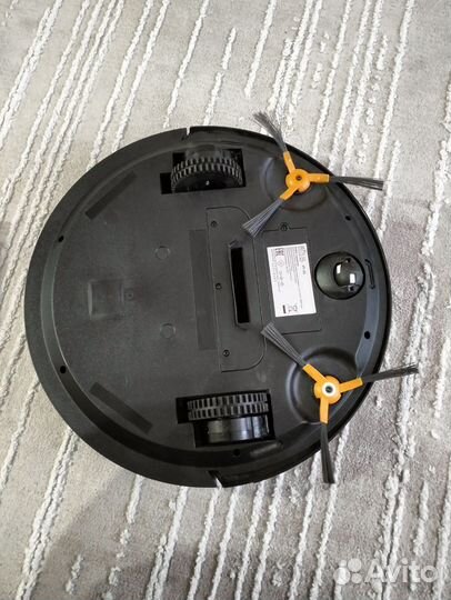 Робот пылесос Royal