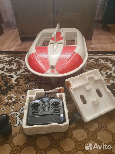 Карповый кораблик