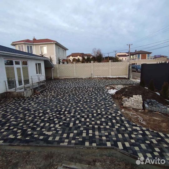 Укладка тротуарной плитки