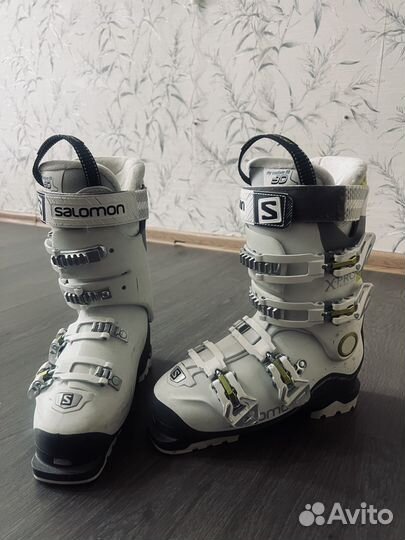 Продам горнолыжные ботинки Salomon