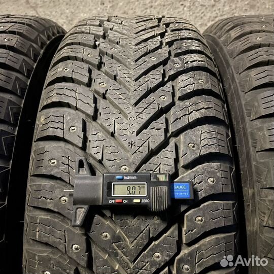 Nokian Tyres Hakkapeliitta 10p SUV 215/65 R16 102T