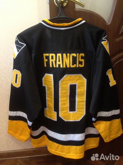 Хоккейные свитера