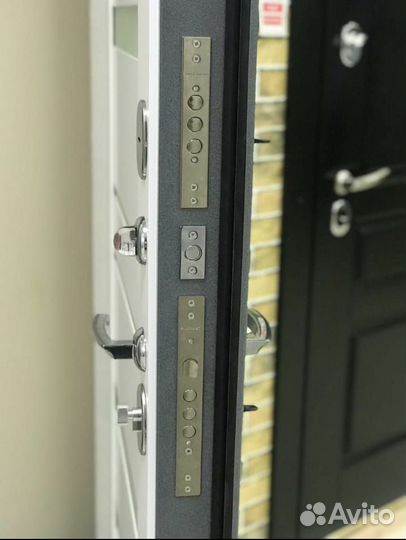 Дверь металлическая дрезден