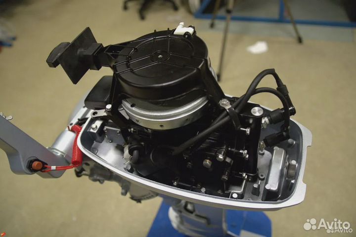 Лодочный мотор Sharmax (Шармакс) SM9,8HS витрина