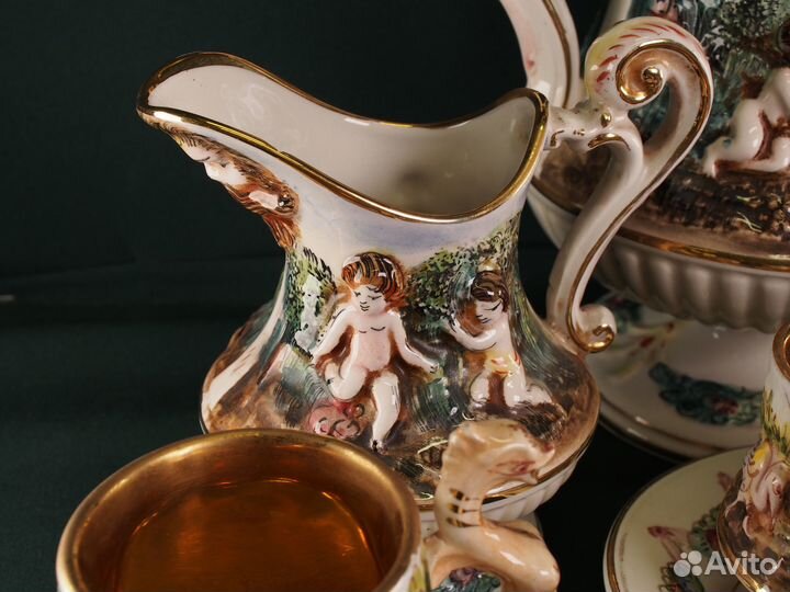 Коллекционный чайный сервиз. Capodimonte