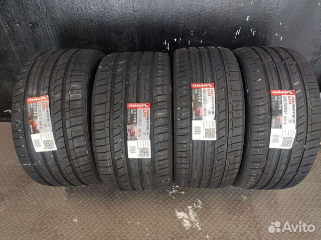 RoadX RXMotion U11 275/40 R20 и 315/35 R20