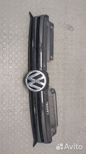 Решетка радиатора Volkswagen Golf 6, 2010