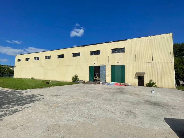 Склад, 875 м²