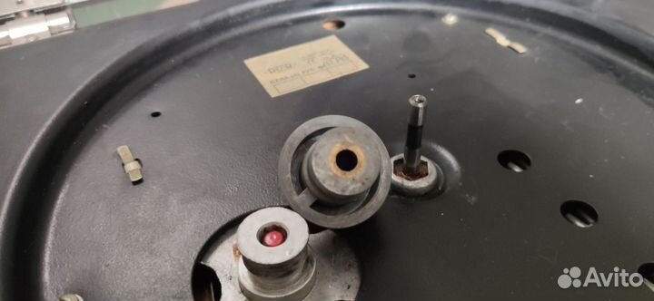 Проигрыватель винила 