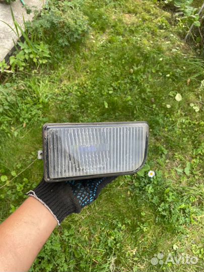 Противотуманная фара левая BMV e34