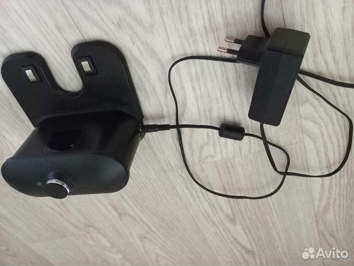 Робот пылесос redmond rv r450