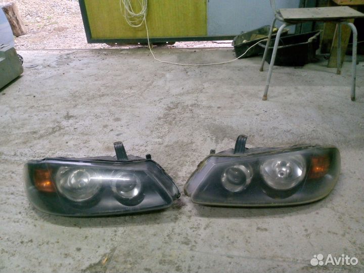 Фары Ниссан Альмера