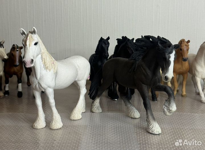 Фигурки лошадей schleich