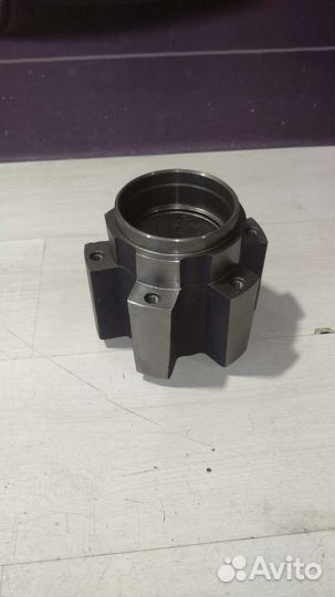 Ступица заднего моста спарка Форд Транзит 2014+