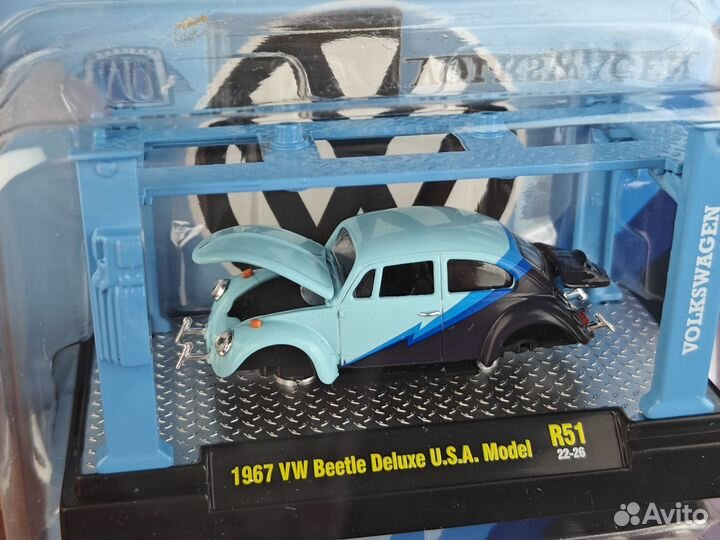 1:64 модель Volkswagen Beetle с подъемником