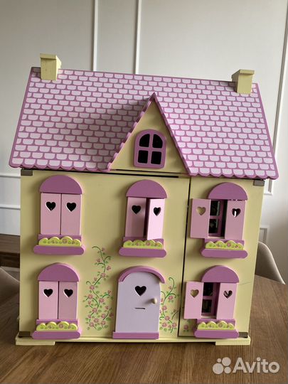 Домик кукольный