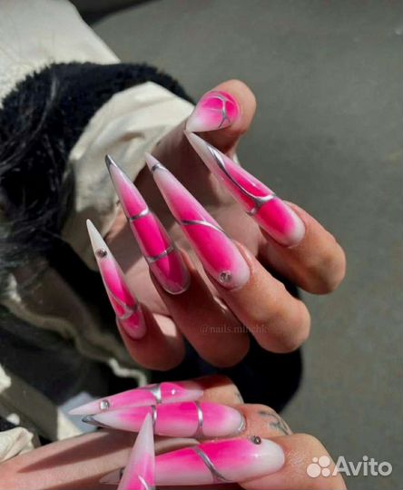 Наращивание ногтей модель
