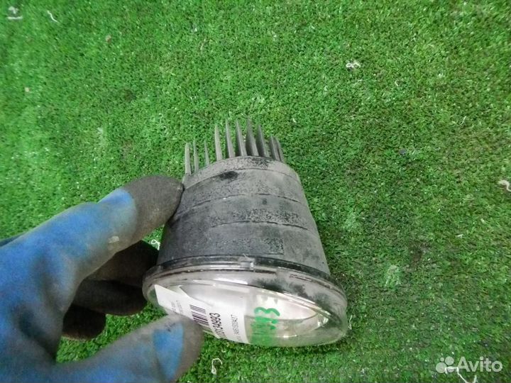 Птф правая Toyota Land Cruiser Prado 150 (2017-н.в