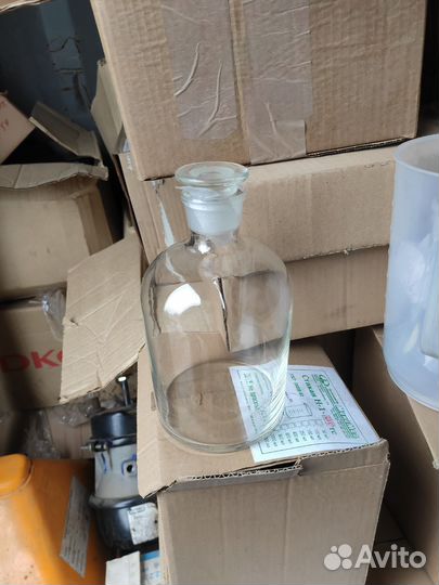 Бутыль 1 литр с крышкой