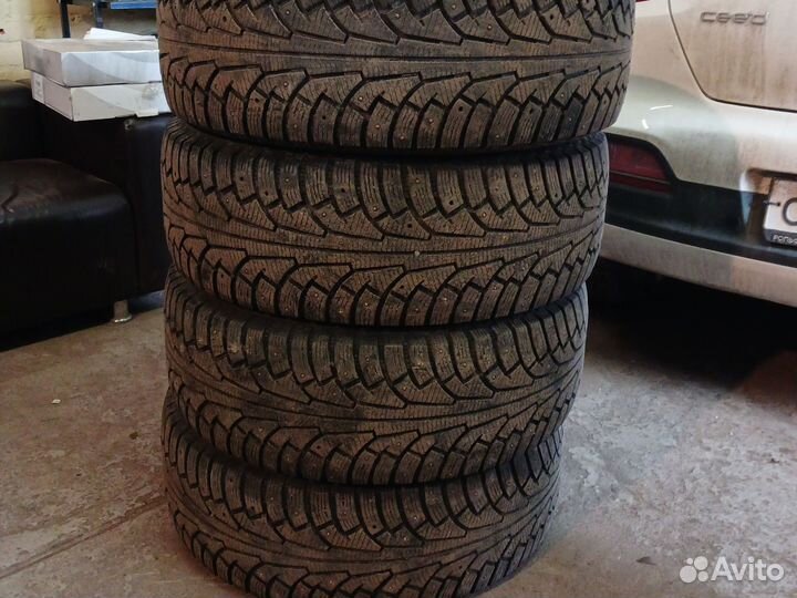 Nokian Tyres Hakkapeliitta 5 265/65 R17 26T