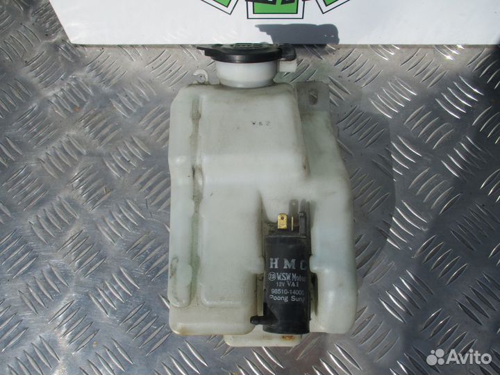 Бачок омывателя зад.Hyundai Starex H1 1997-2006