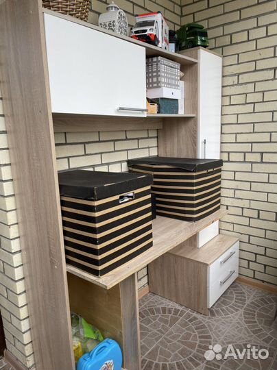Письменный стол для школьника бу