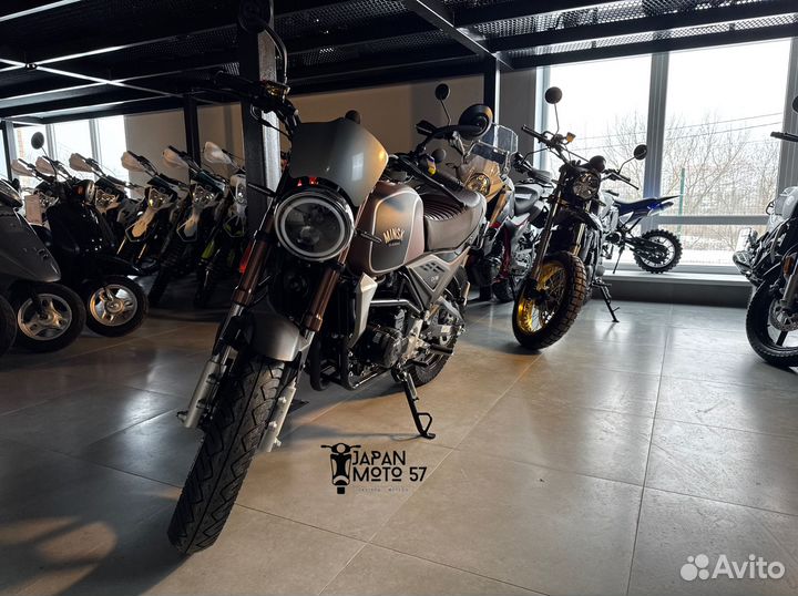 Minsk C4 300 – Дорожные мотоциклы