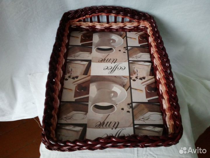 Плетёные подносы