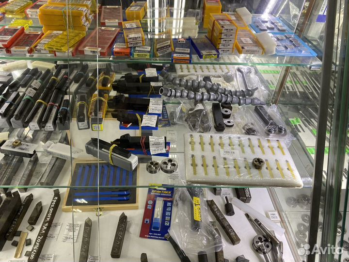 Токарный инструмент