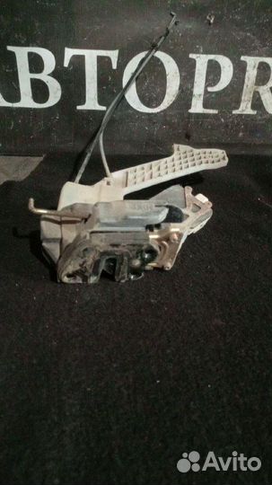 Задний правый замок двери Hyundai Elantra XD