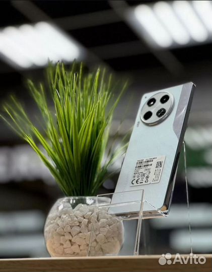 TECNO Camon 30, 8/256 ГБ