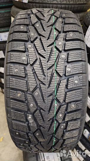 Ikon Tyres Nordman 7 215/45 R17 91T