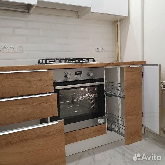 Кухонный гарнитур угловой