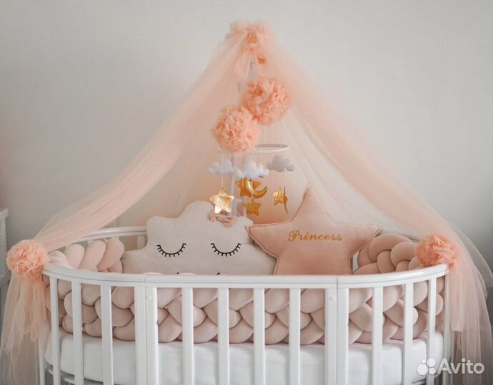 Детская кроватка