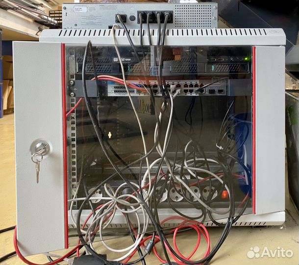 1С Сервер Intel r1304, 16гб, raid, SSD