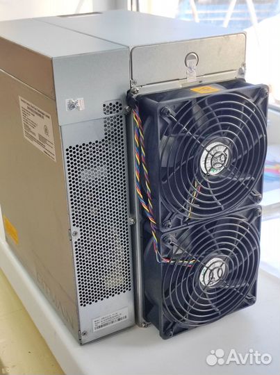 Asic майнер Bitmain Antminer S19