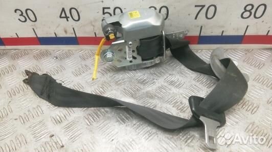 Ремень безопасности с пиропатроном сиденья передне