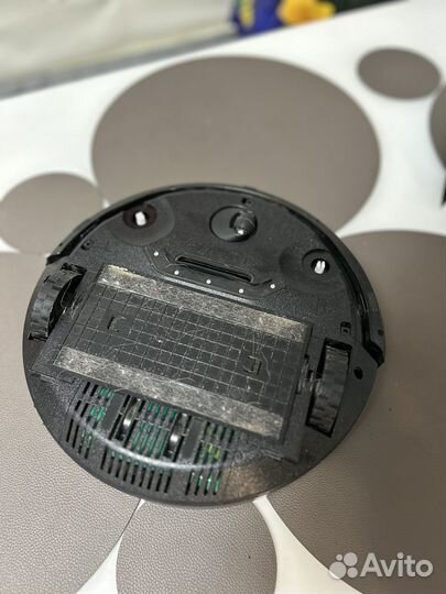 Робот пылесос