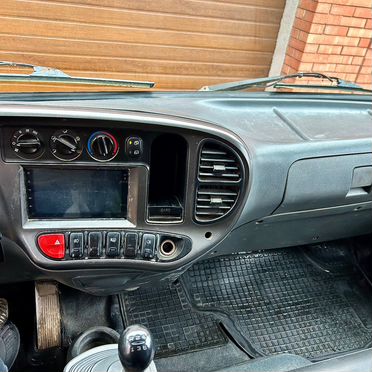 Тентованный грузовик 32 м³ Hyundai HD78, 2013