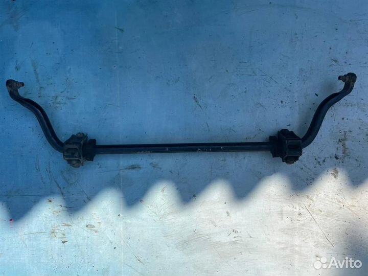 Стабилизатор передний A1643231265