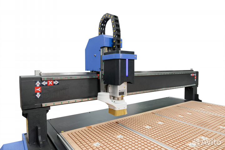 Гравировально-фрезерный станок С чпу SM2030