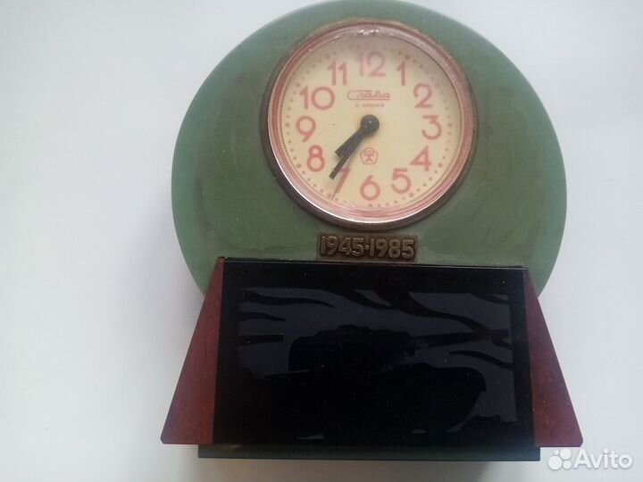 Часы Слава раритет СССР 2 кг. в камне яшма 1987г