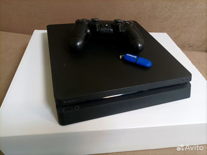 Прошитая PS4 Slim goldhen 9.00