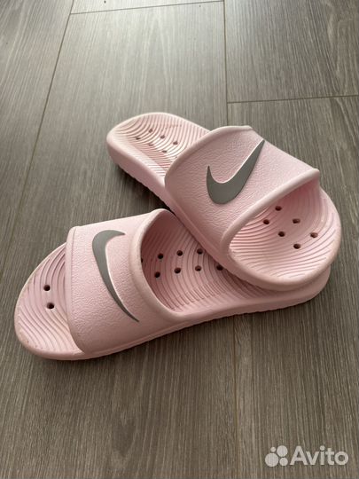 Сланцы Nike р.34.5