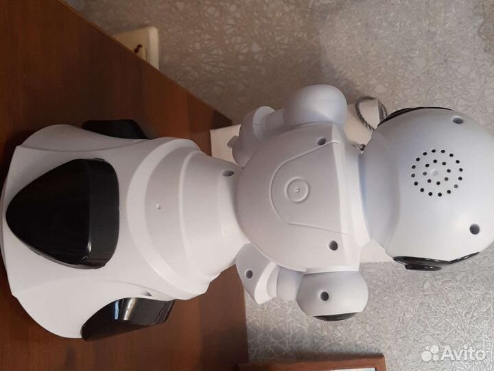 Игрушка робот