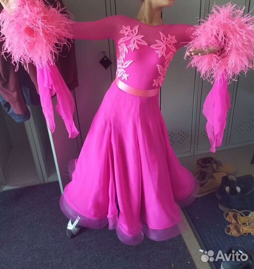 Платье для бальных танцев